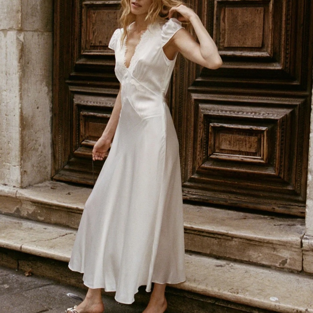 Dôen Coraline Dress in Salt - Last One!! - Picture 3 of 12